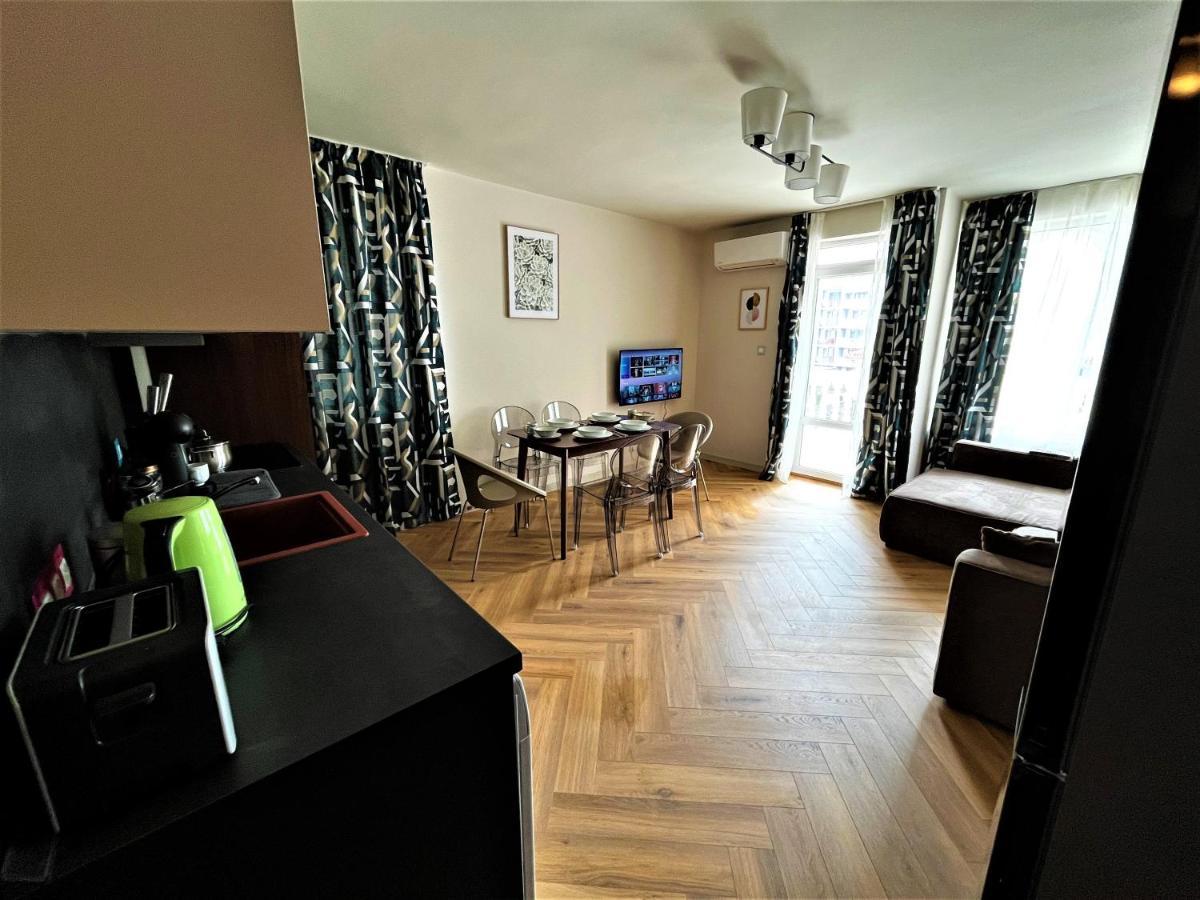 Bravo 5 Holiday Home Sunny Beach Esterno foto